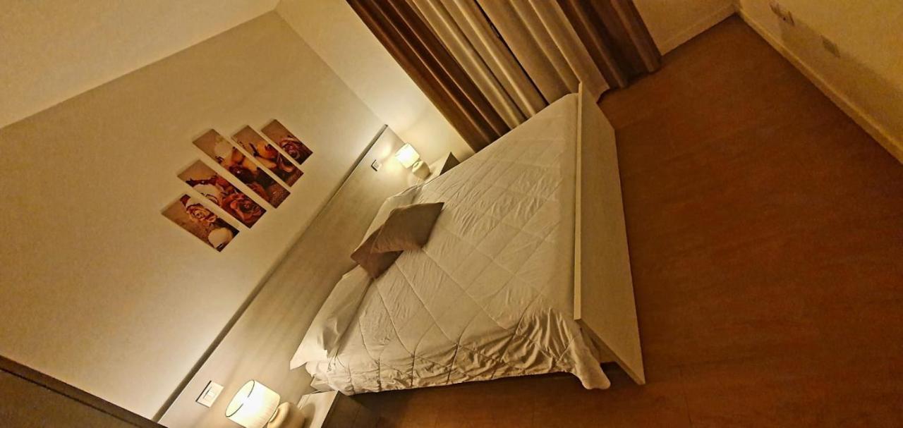 Apart Hotel Atlantic Градо Екстериор снимка