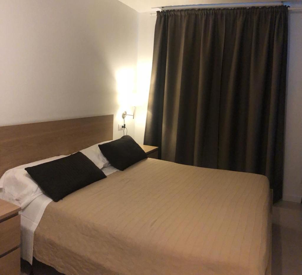 Apart Hotel Atlantic Градо Екстериор снимка