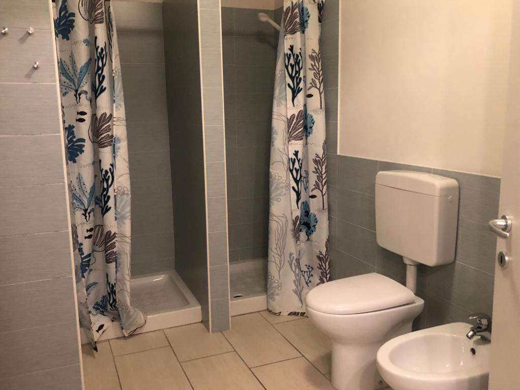 Apart Hotel Atlantic Градо Екстериор снимка